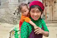 ha giang lao xa lady and child