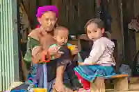 market bac ha family