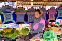 market bac ha textiles