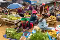 sapa bac ha market stalls